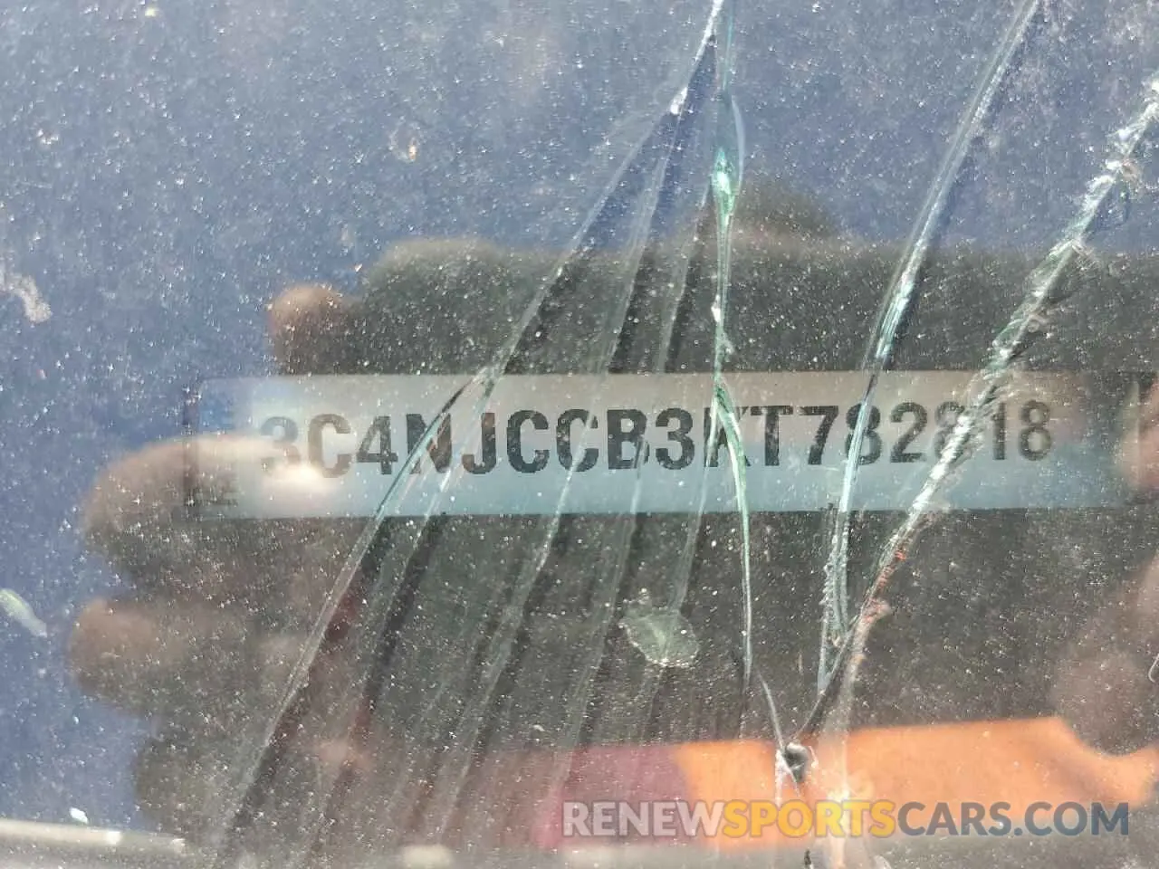 13 Фотография поврежденного автомобиля 3C4NJCCB3KT782818 JEEP COMPASS 2019