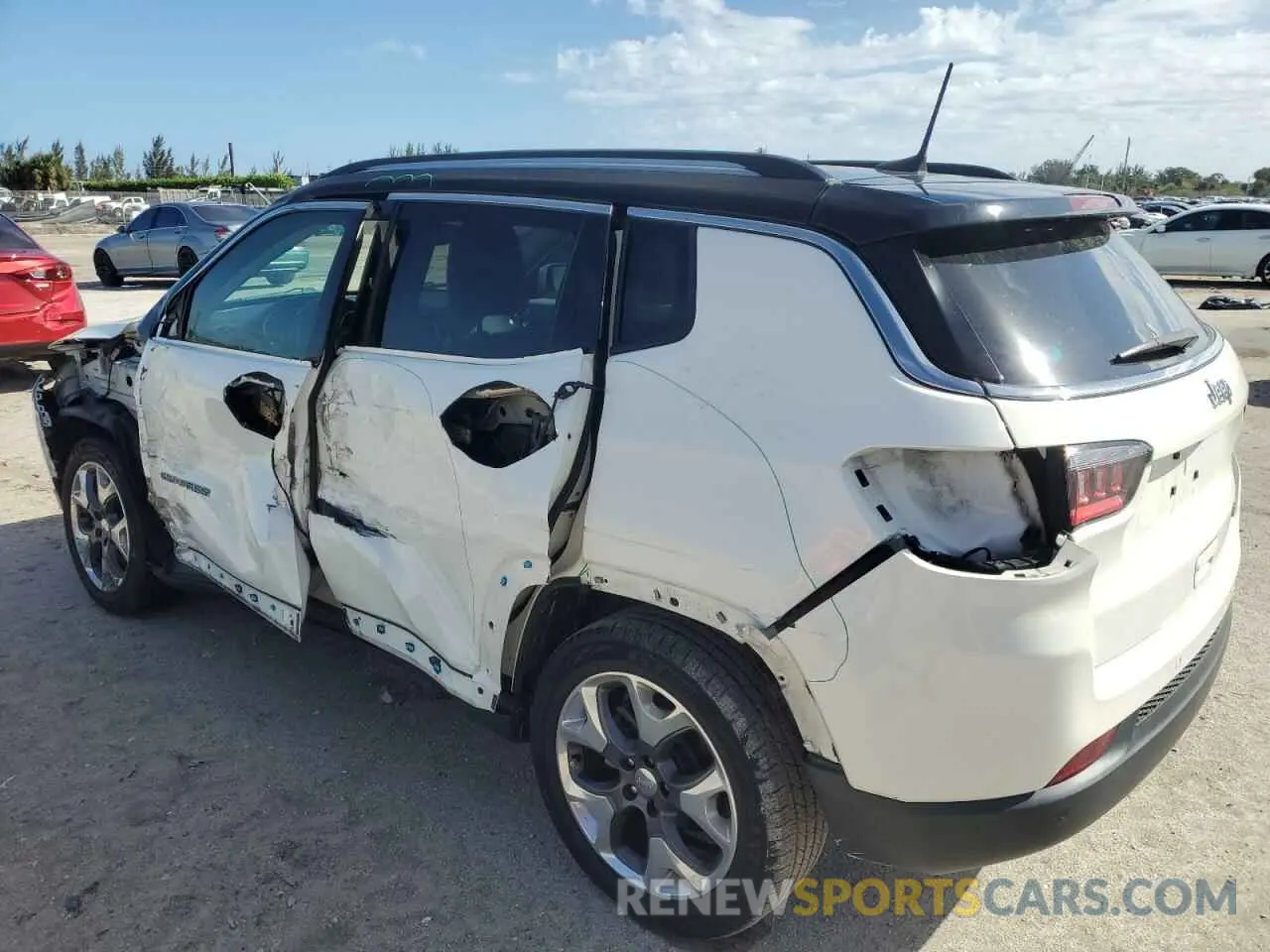 2 Фотография поврежденного автомобиля 3C4NJCCB3KT782818 JEEP COMPASS 2019