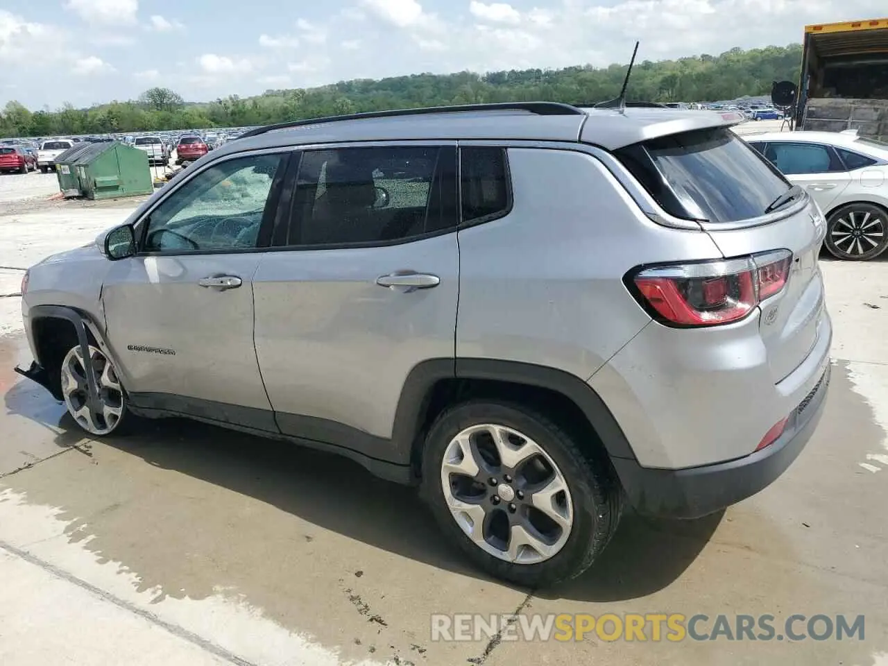2 Photograph of a damaged car 3C4NJCCB8KT675599 JEEP COMPASS 2019