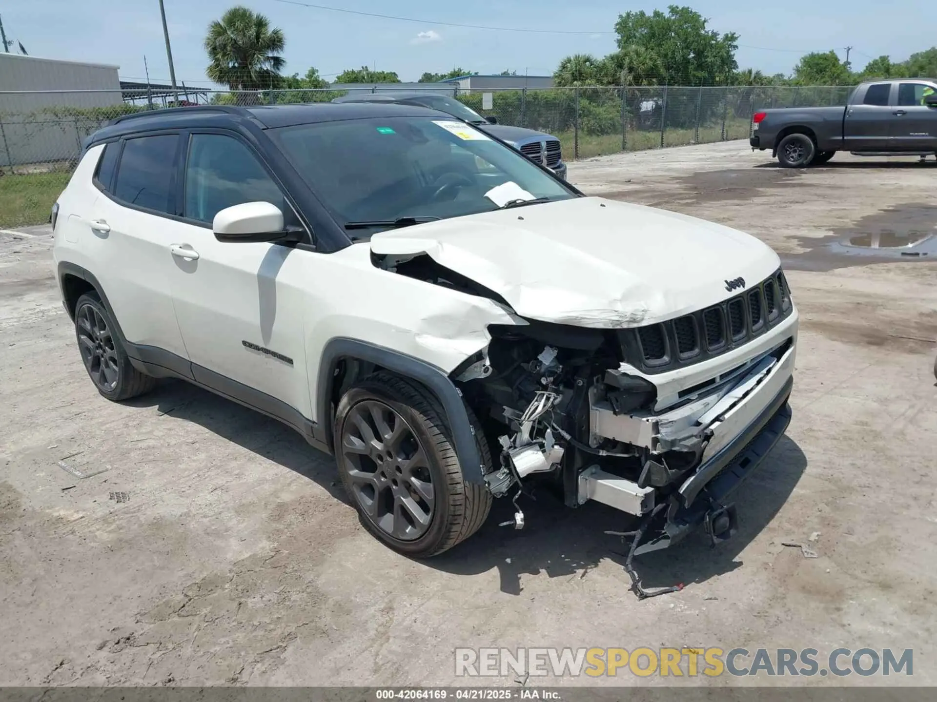 1 Фотография поврежденного автомобиля 3C4NJCCB8KT757610 JEEP COMPASS 2019
