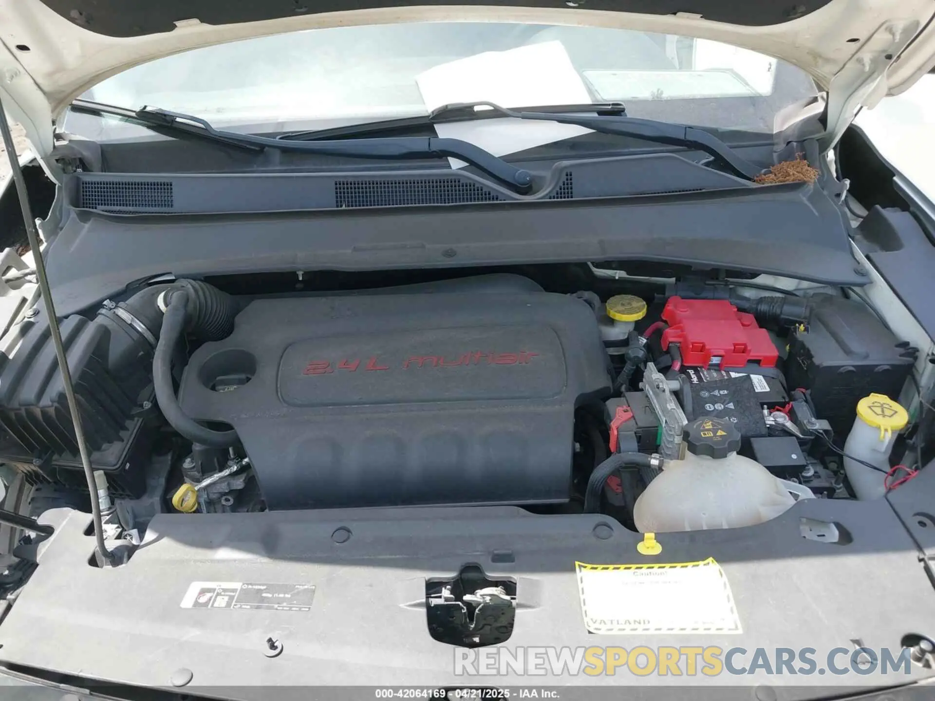 10 Фотография поврежденного автомобиля 3C4NJCCB8KT757610 JEEP COMPASS 2019