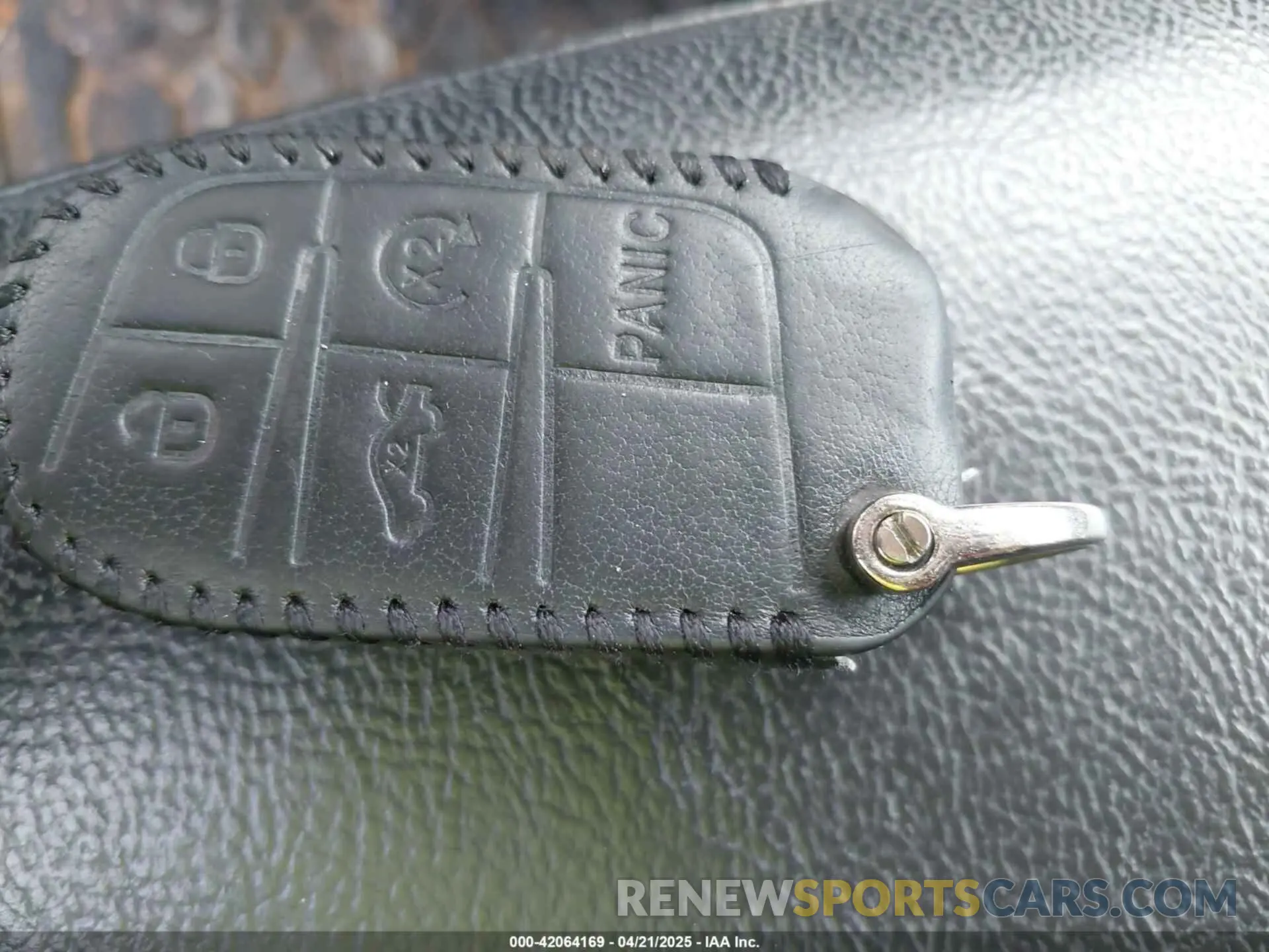 11 Фотография поврежденного автомобиля 3C4NJCCB8KT757610 JEEP COMPASS 2019