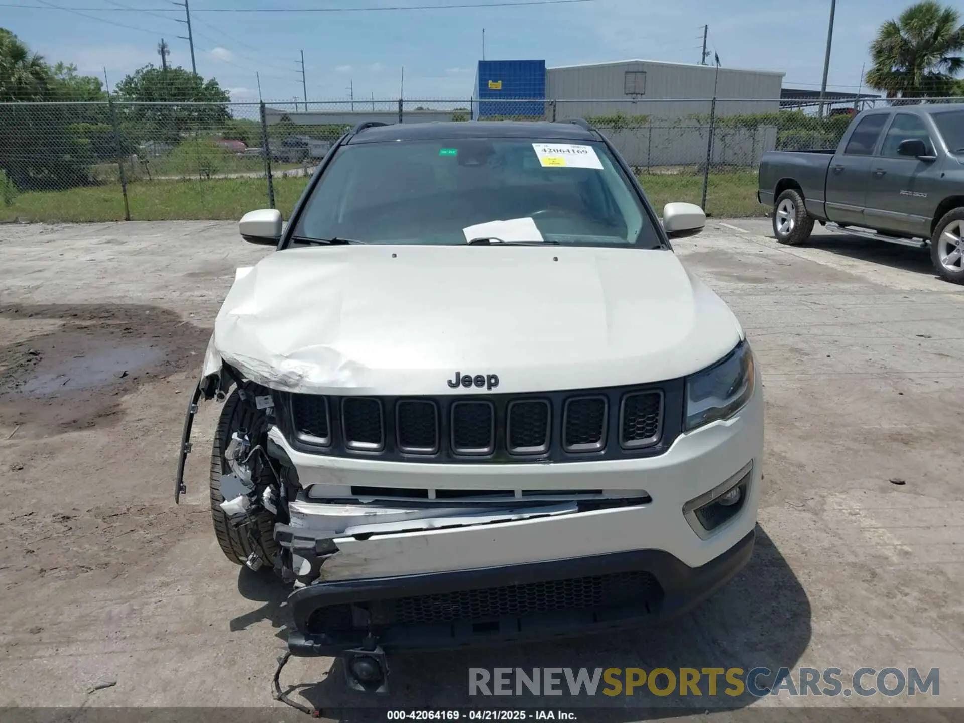 12 Фотография поврежденного автомобиля 3C4NJCCB8KT757610 JEEP COMPASS 2019