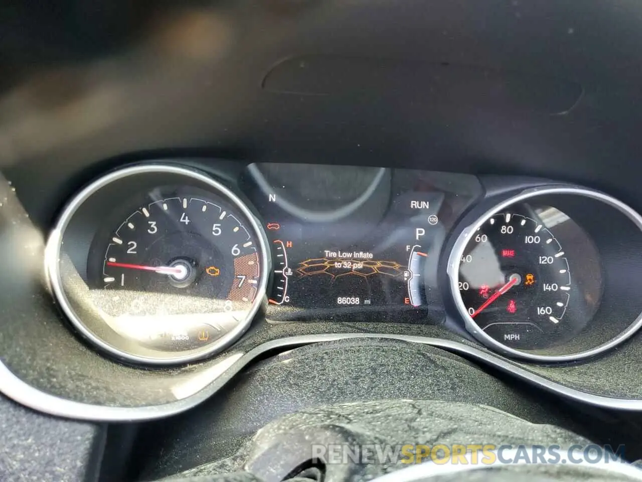 9 Photograph of a damaged car 3C4NJCCB9KT662358 JEEP COMPASS 2019
