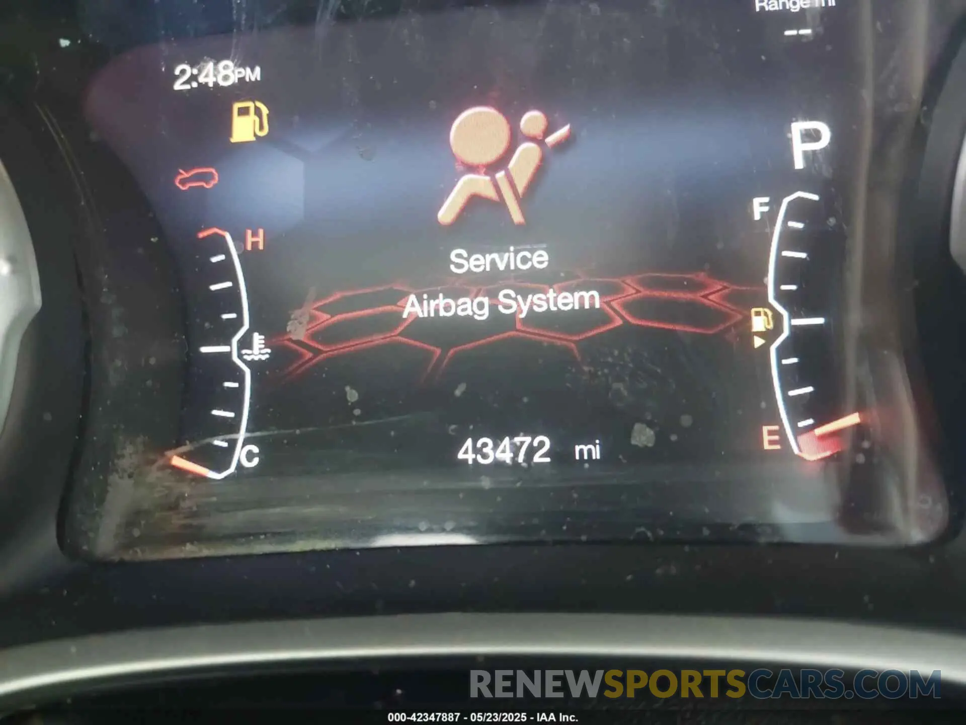15 Photograph of a damaged car 3C4NJCCBXKT725774 JEEP COMPASS 2019
