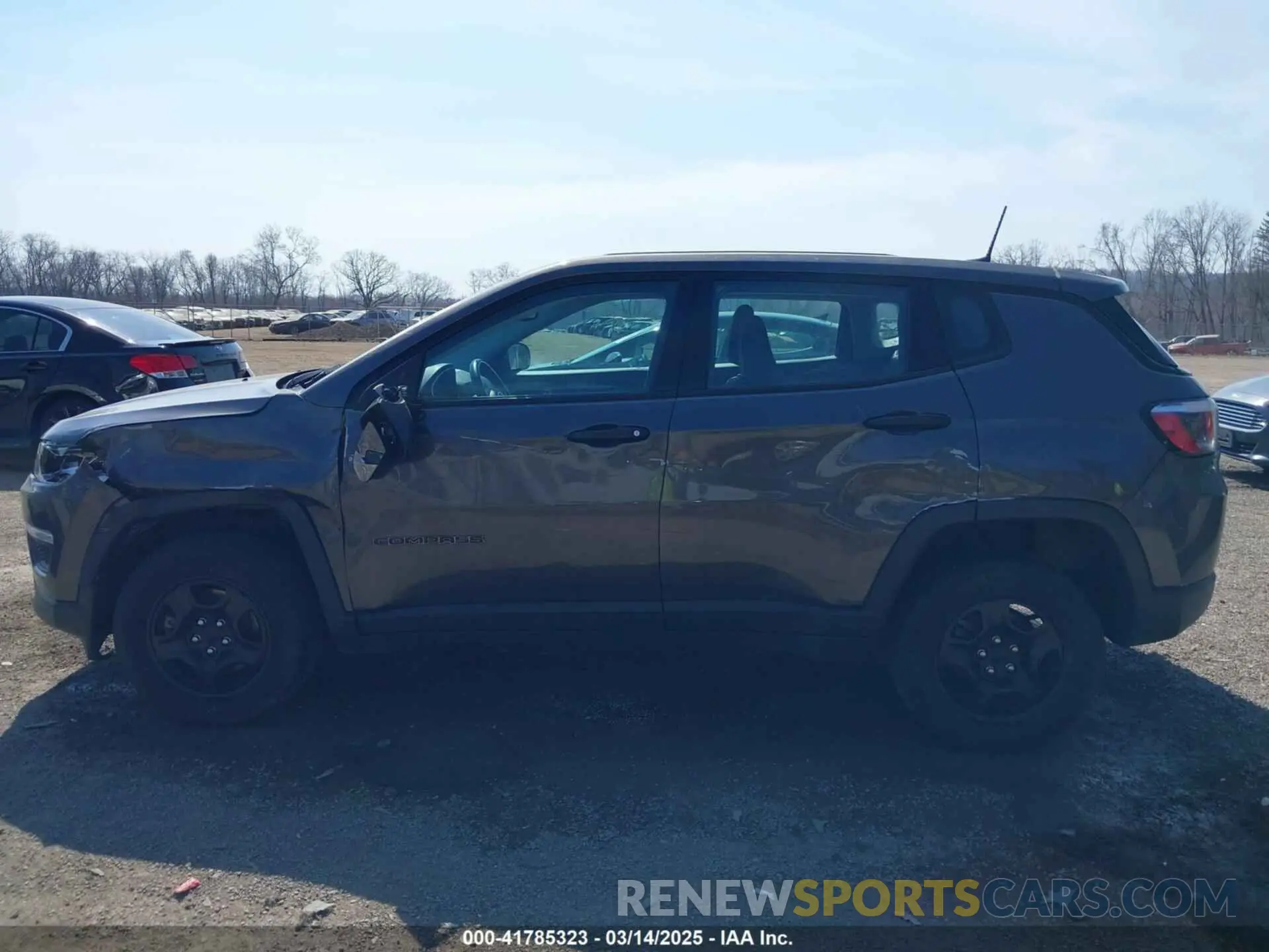 14 Photograph of a damaged car 3C4NJDAB0KT703016 JEEP COMPASS 2019