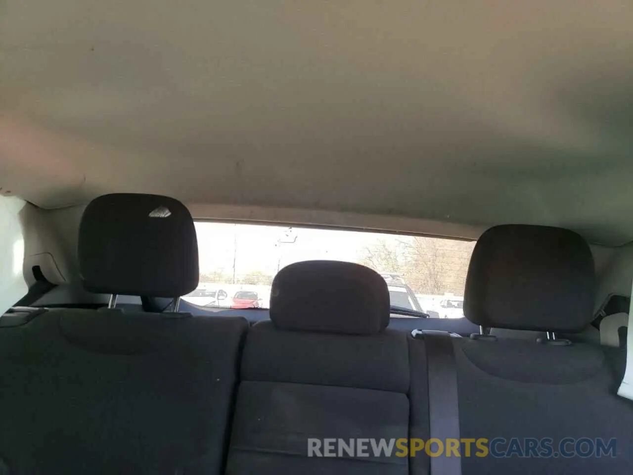 10 Фотография поврежденного автомобиля 3C4NJDAB1KT802816 JEEP COMPASS 2019