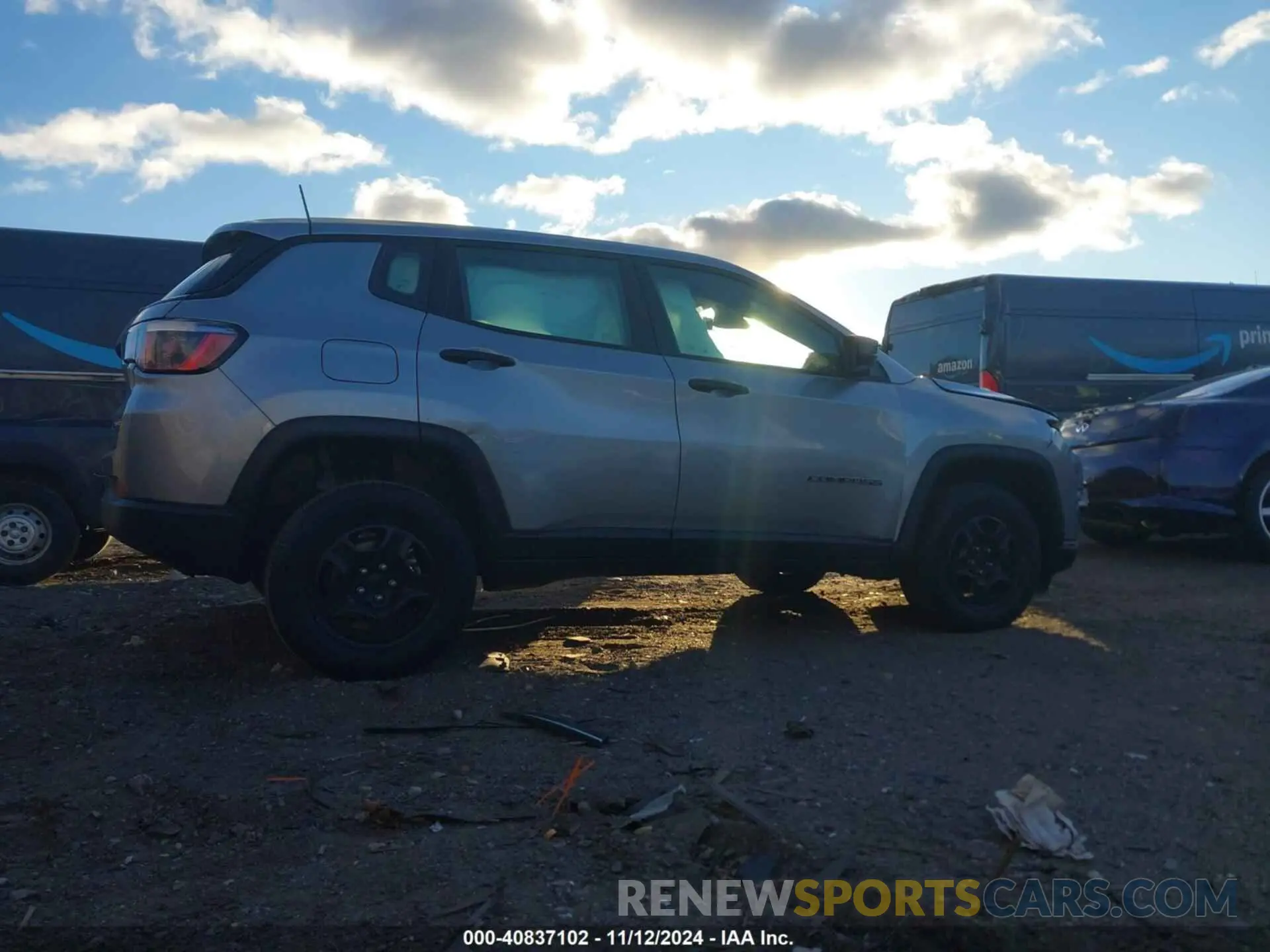 13 Photograph of a damaged car 3C4NJDAB3KT771519 JEEP COMPASS 2019