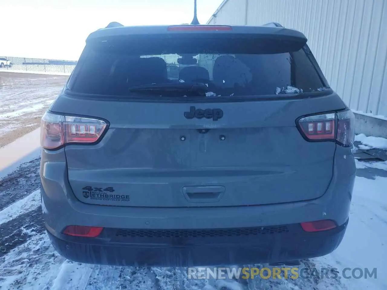 6 Photograph of a damaged car 3C4NJDABXKT754197 JEEP COMPASS 2019