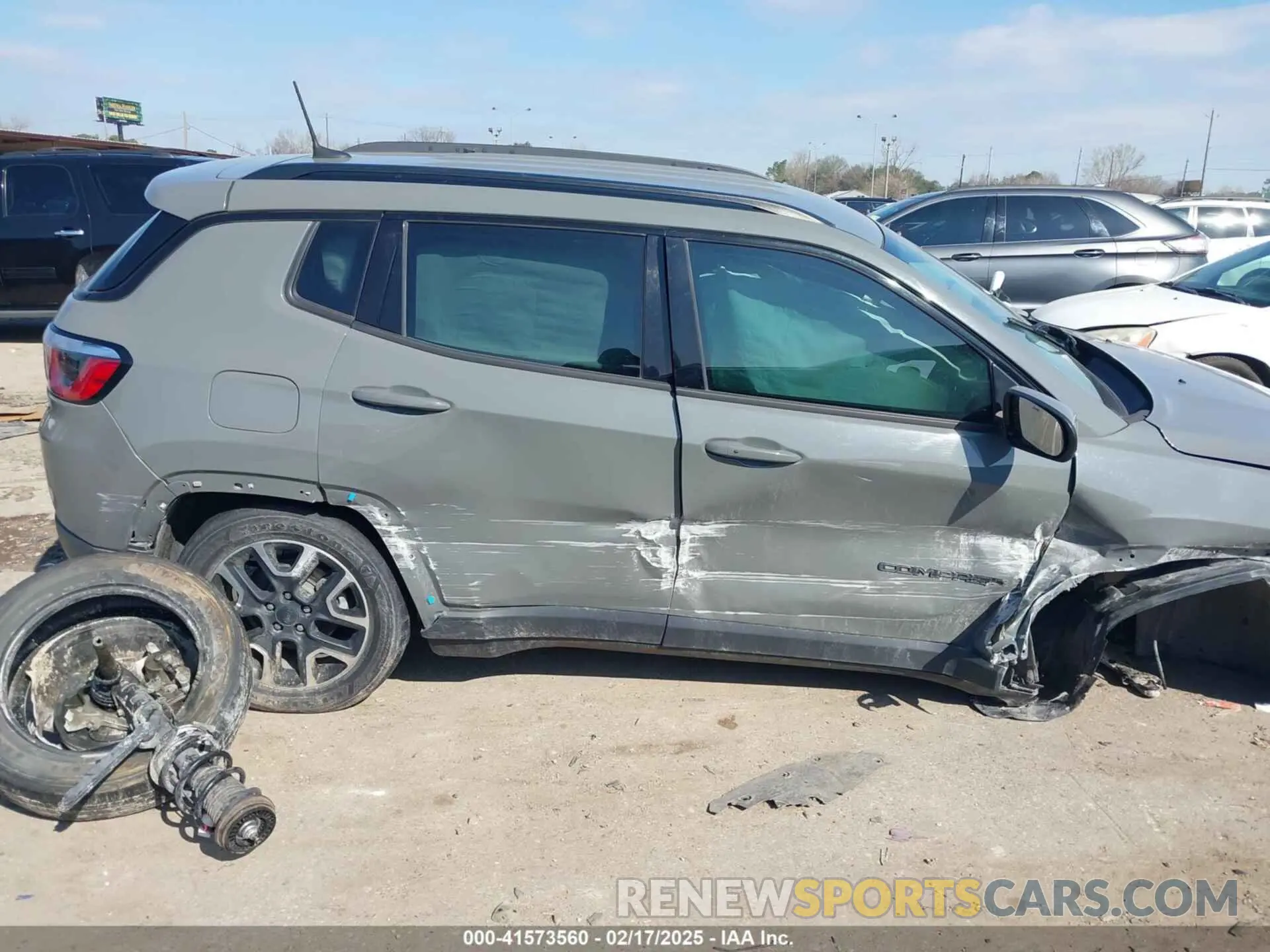 14 Фотография поврежденного автомобиля 3C4NJDABXKT847866 JEEP COMPASS 2019