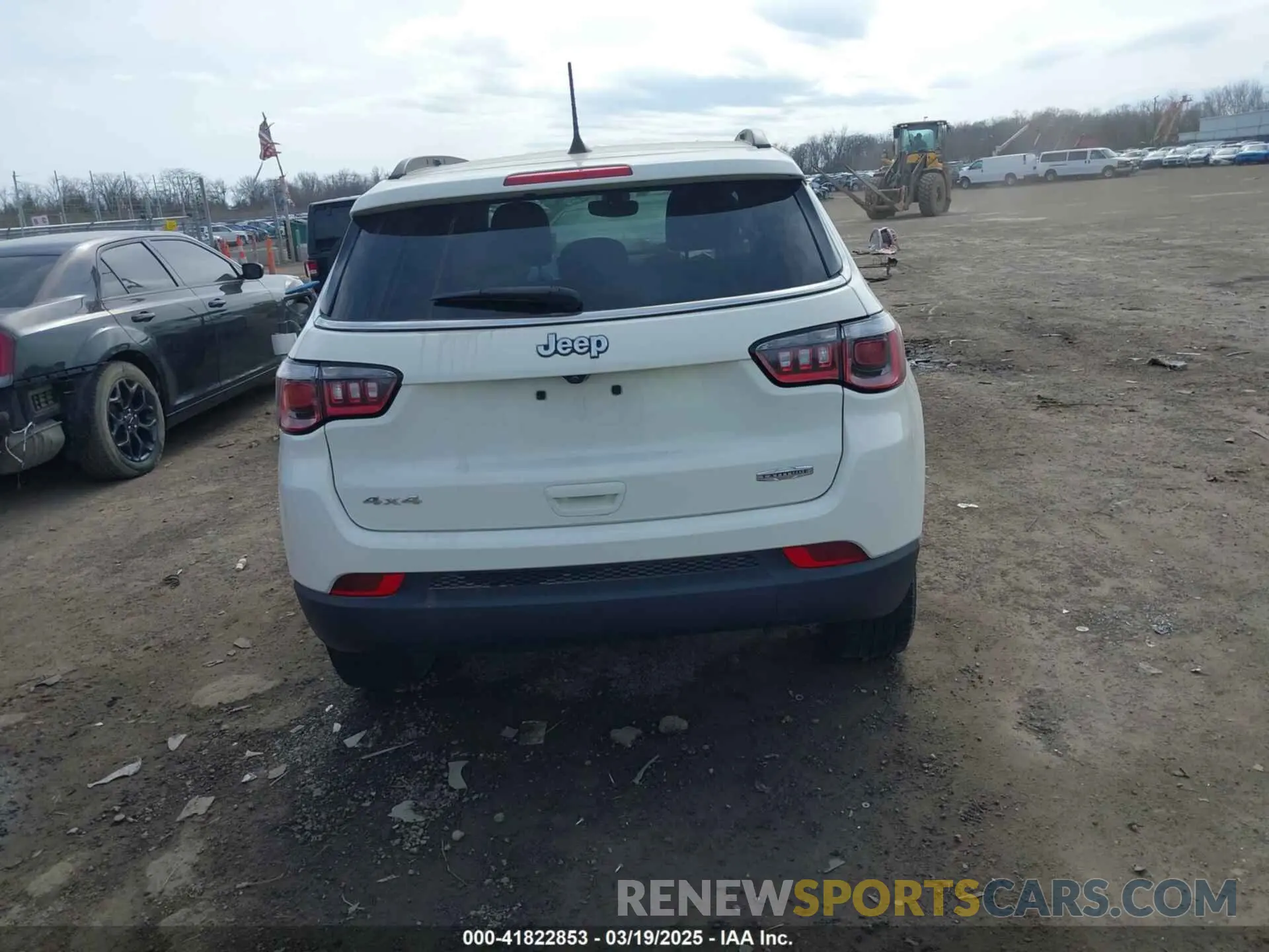15 Фотография поврежденного автомобиля 3C4NJDBB0KT597603 JEEP COMPASS 2019