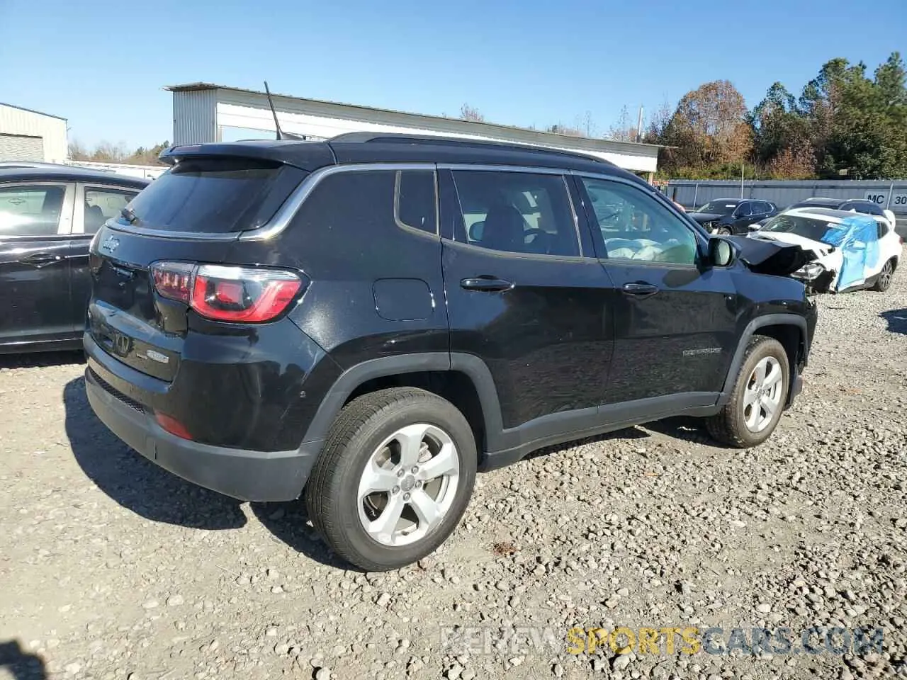 3 Фотография поврежденного автомобиля 3C4NJDBB0KT641860 JEEP COMPASS 2019