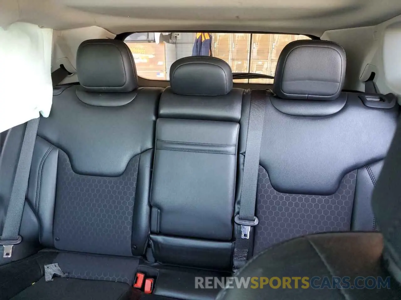 10 Фотография поврежденного автомобиля 3C4NJDBB0KT674695 JEEP COMPASS 2019