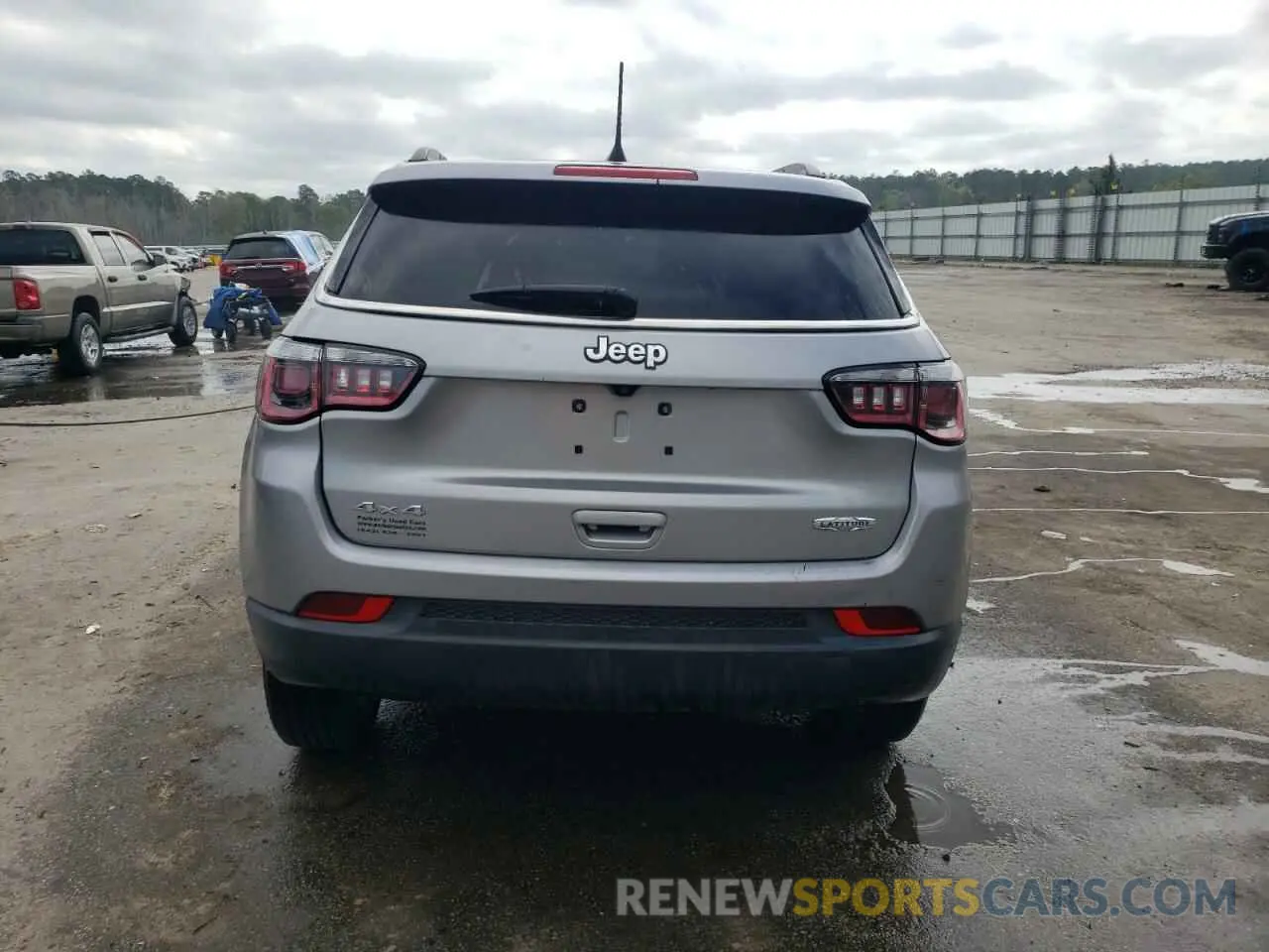 6 Фотография поврежденного автомобиля 3C4NJDBB0KT836177 JEEP COMPASS 2019