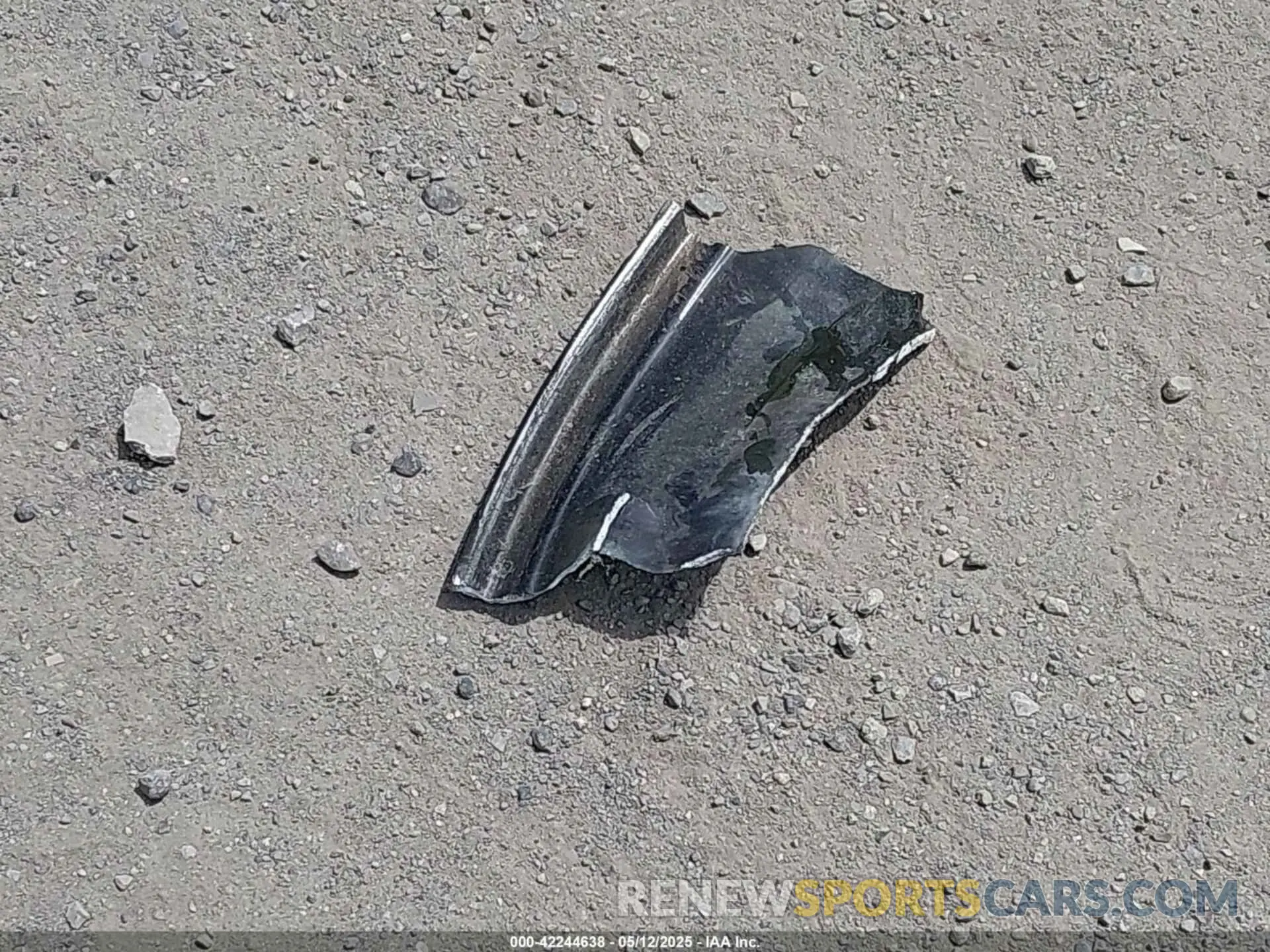11 Photograph of a damaged car 3C4NJDBB1KT629829 JEEP COMPASS 2019
