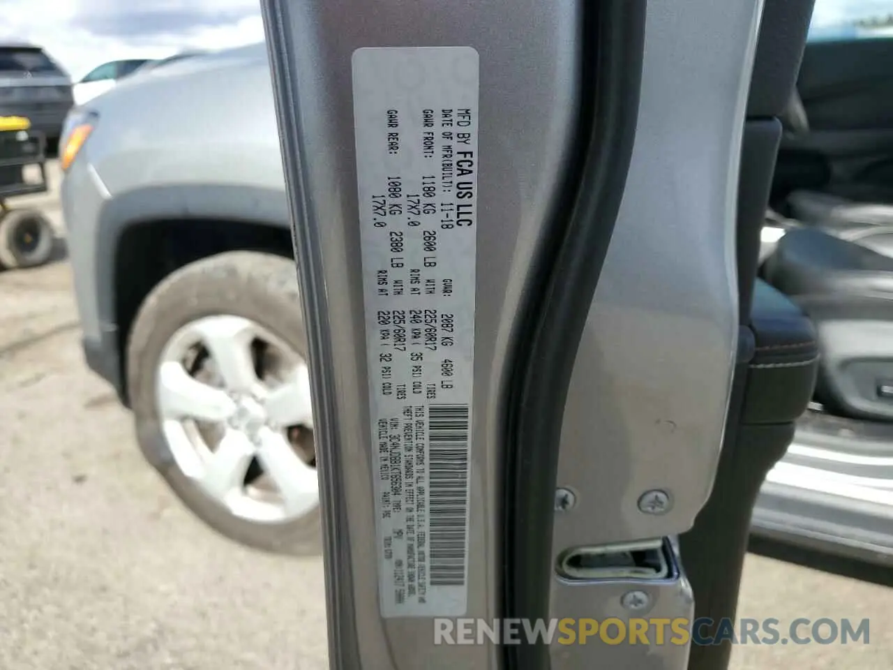 13 Photograph of a damaged car 3C4NJDBB1KT656304 JEEP COMPASS 2019