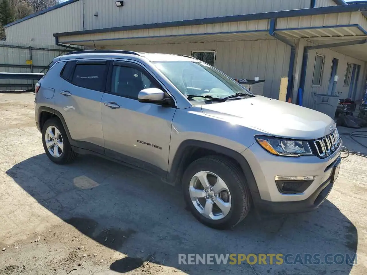 4 Photograph of a damaged car 3C4NJDBB1KT703251 JEEP COMPASS 2019