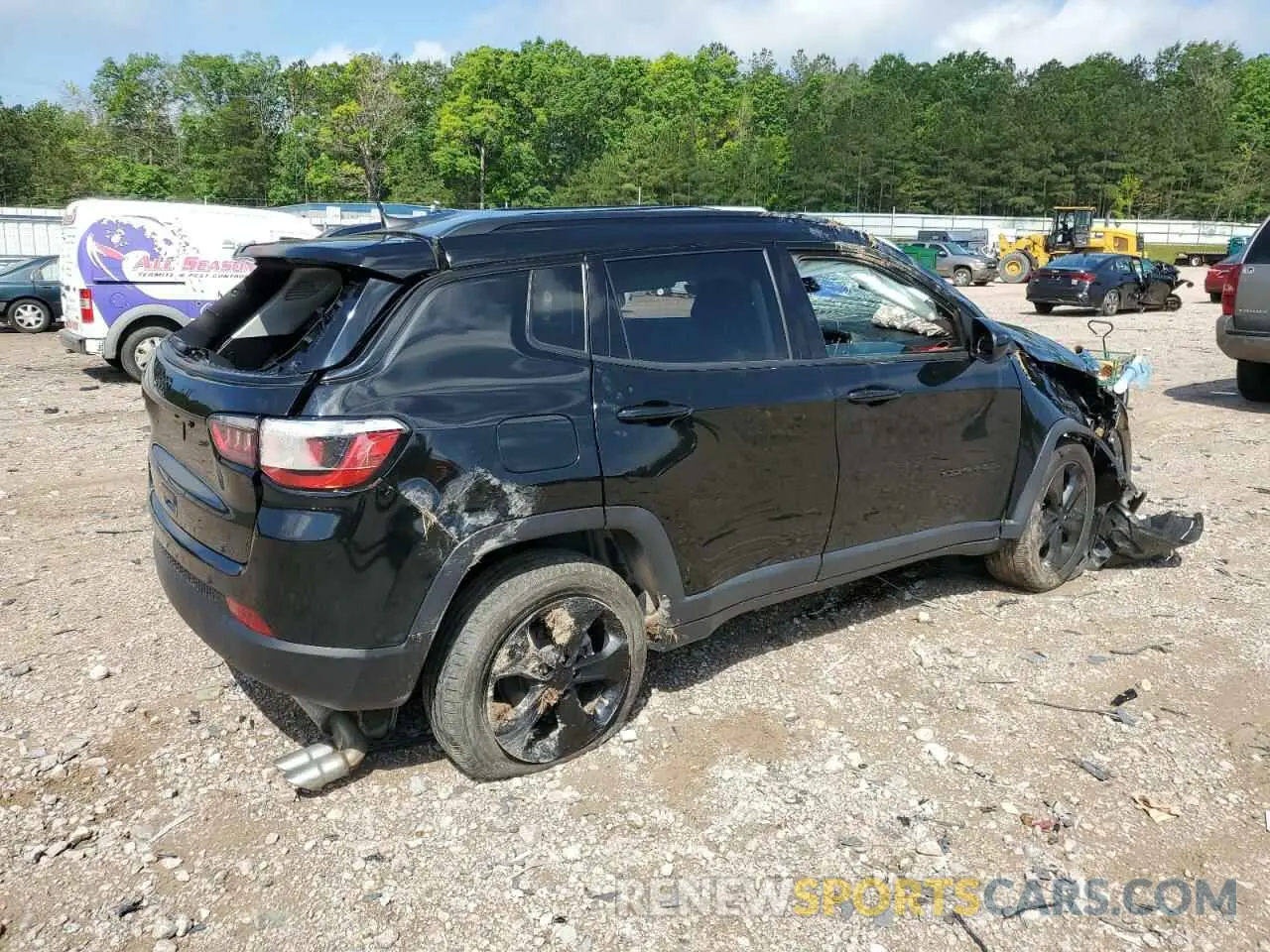 3 Photograph of a damaged car 3C4NJDBB1KT781349 JEEP COMPASS 2019