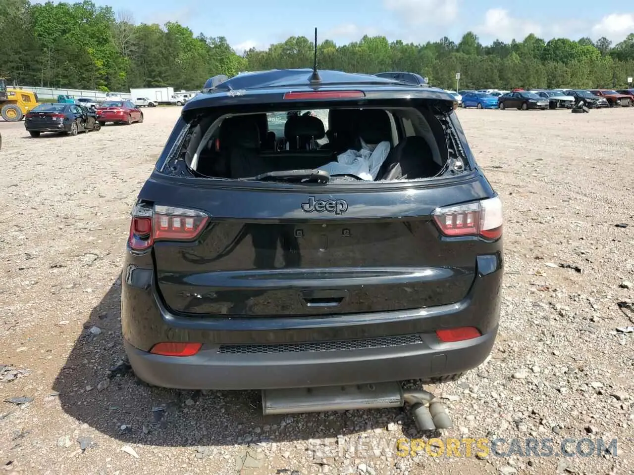 6 Photograph of a damaged car 3C4NJDBB1KT781349 JEEP COMPASS 2019