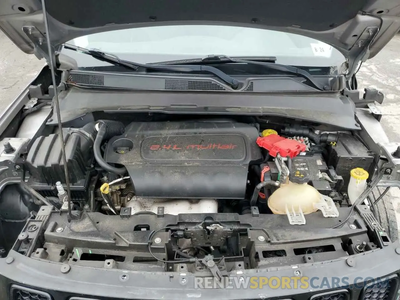 12 Photograph of a damaged car 3C4NJDBB1KT838987 JEEP COMPASS 2019