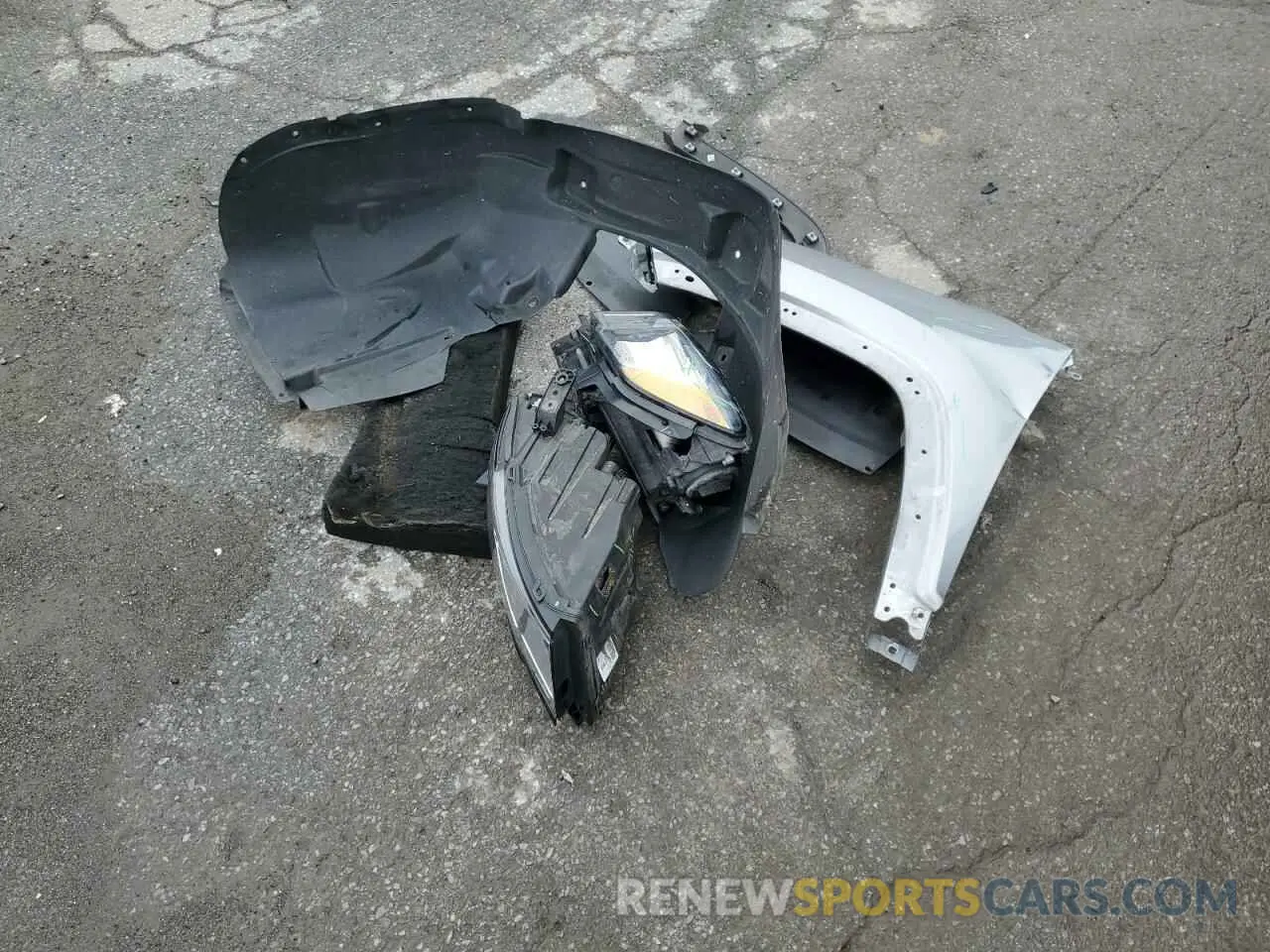 13 Photograph of a damaged car 3C4NJDBB1KT838987 JEEP COMPASS 2019