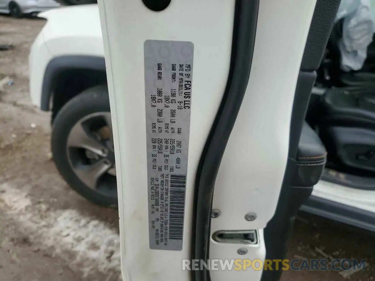 13 Photograph of a damaged car 3C4NJDBB2KT600968 JEEP COMPASS 2019