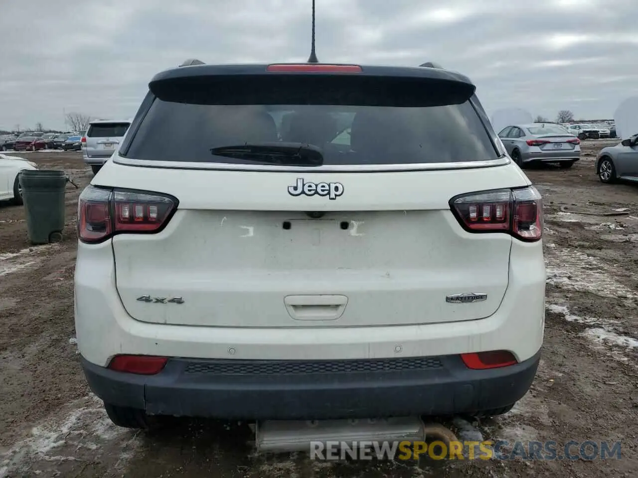 6 Photograph of a damaged car 3C4NJDBB2KT600968 JEEP COMPASS 2019