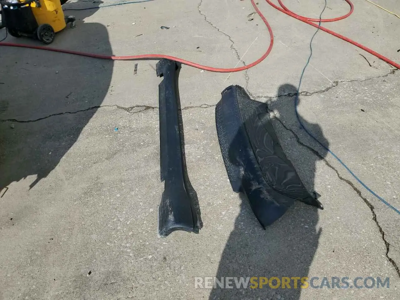 13 Photograph of a damaged car 3C4NJDBB2KT621111 JEEP COMPASS 2019