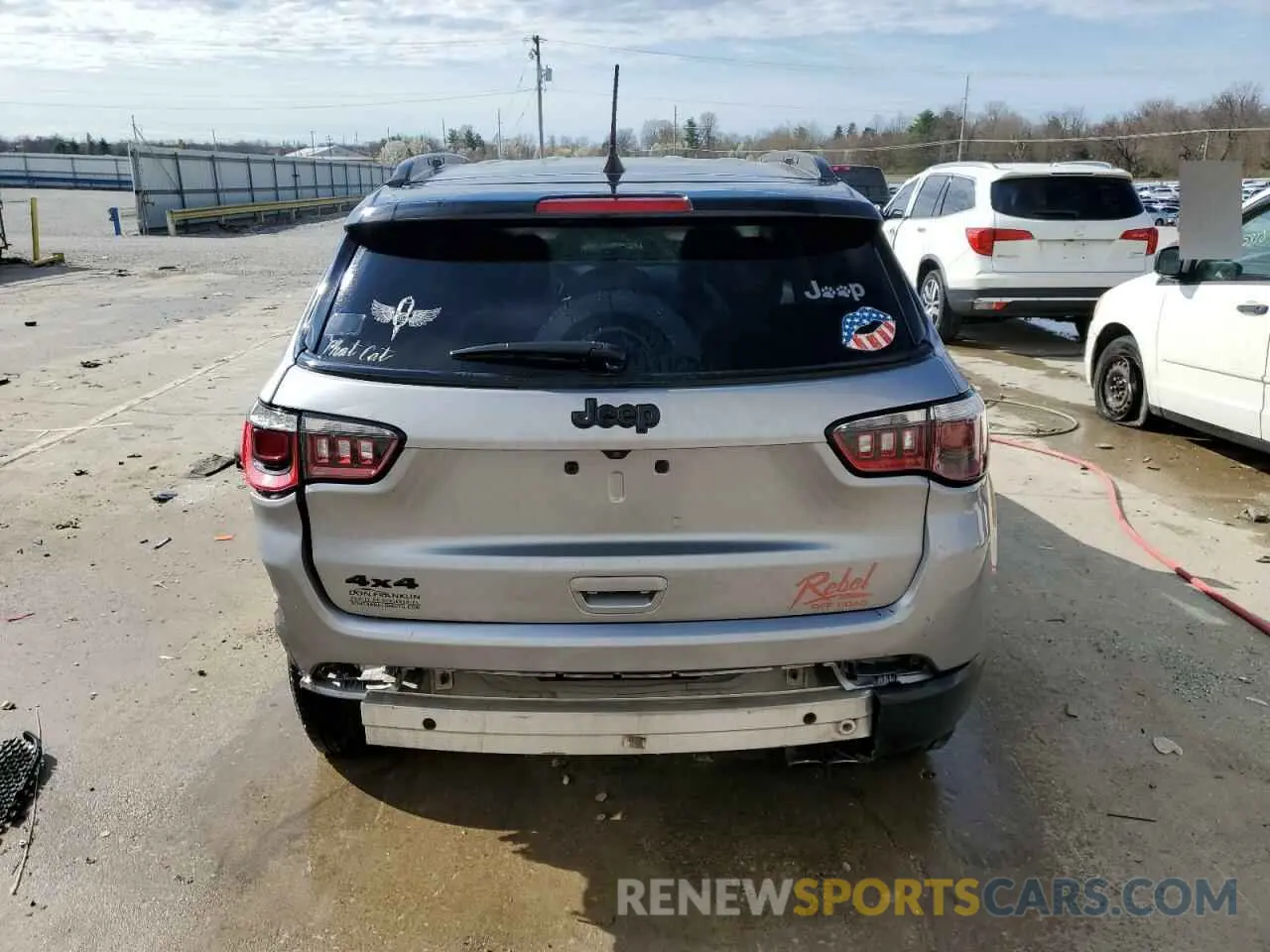 6 Photograph of a damaged car 3C4NJDBB2KT621111 JEEP COMPASS 2019