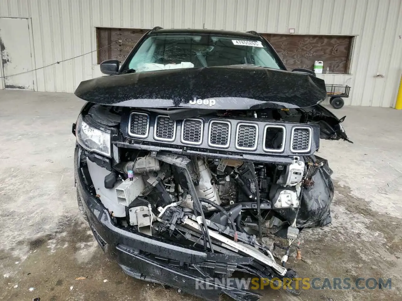 5 Фотография поврежденного автомобиля 3C4NJDBB2KT646123 JEEP COMPASS 2019