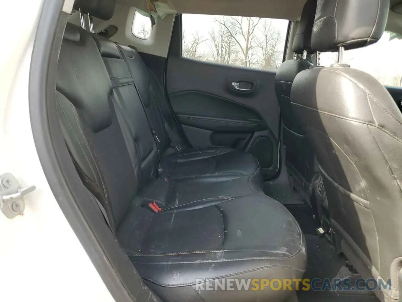 11 Фотография поврежденного автомобиля 3C4NJDBB2KT678506 JEEP COMPASS 2019