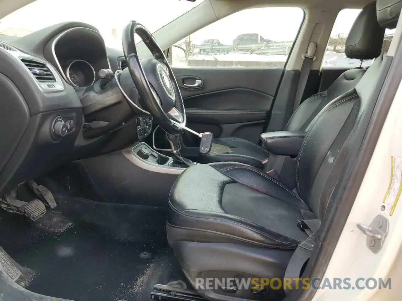 7 Фотография поврежденного автомобиля 3C4NJDBB2KT678506 JEEP COMPASS 2019