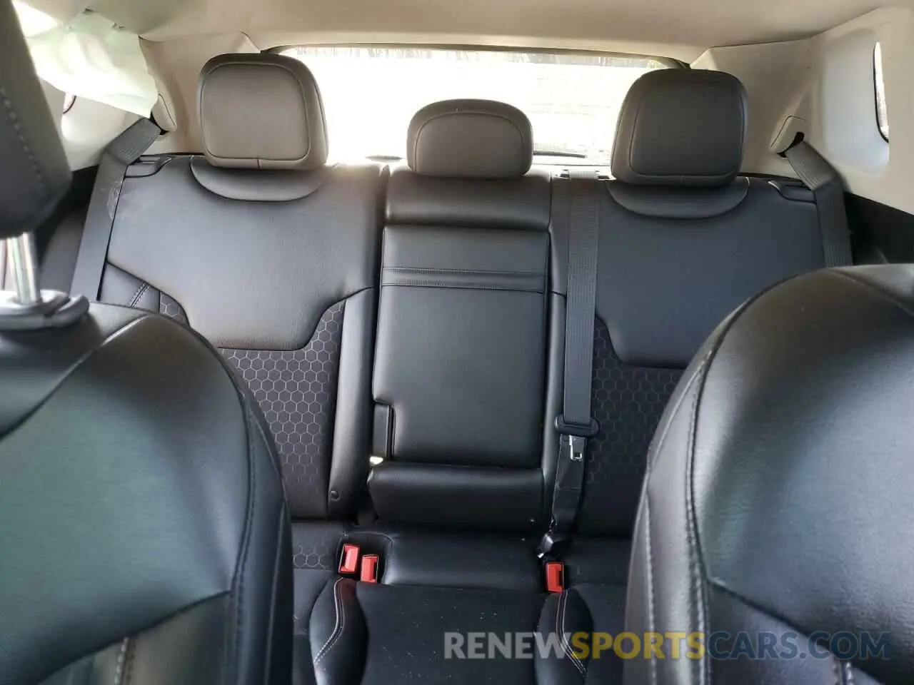 10 Фотография поврежденного автомобиля 3C4NJDBB2KT697055 JEEP COMPASS 2019