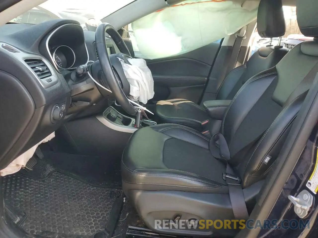 7 Фотография поврежденного автомобиля 3C4NJDBB2KT697055 JEEP COMPASS 2019