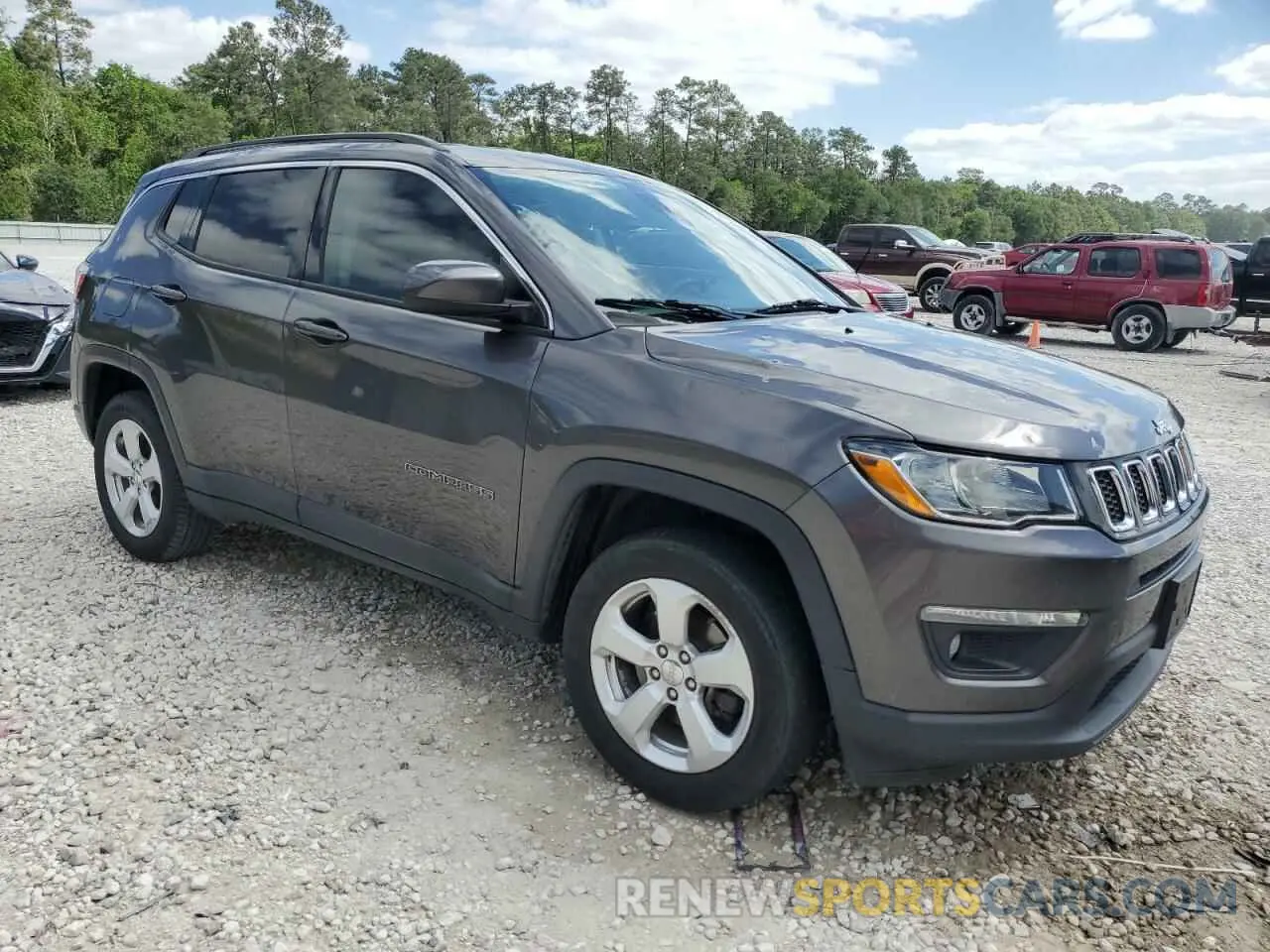 4 Photograph of a damaged car 3C4NJDBB2KT704117 JEEP COMPASS 2019