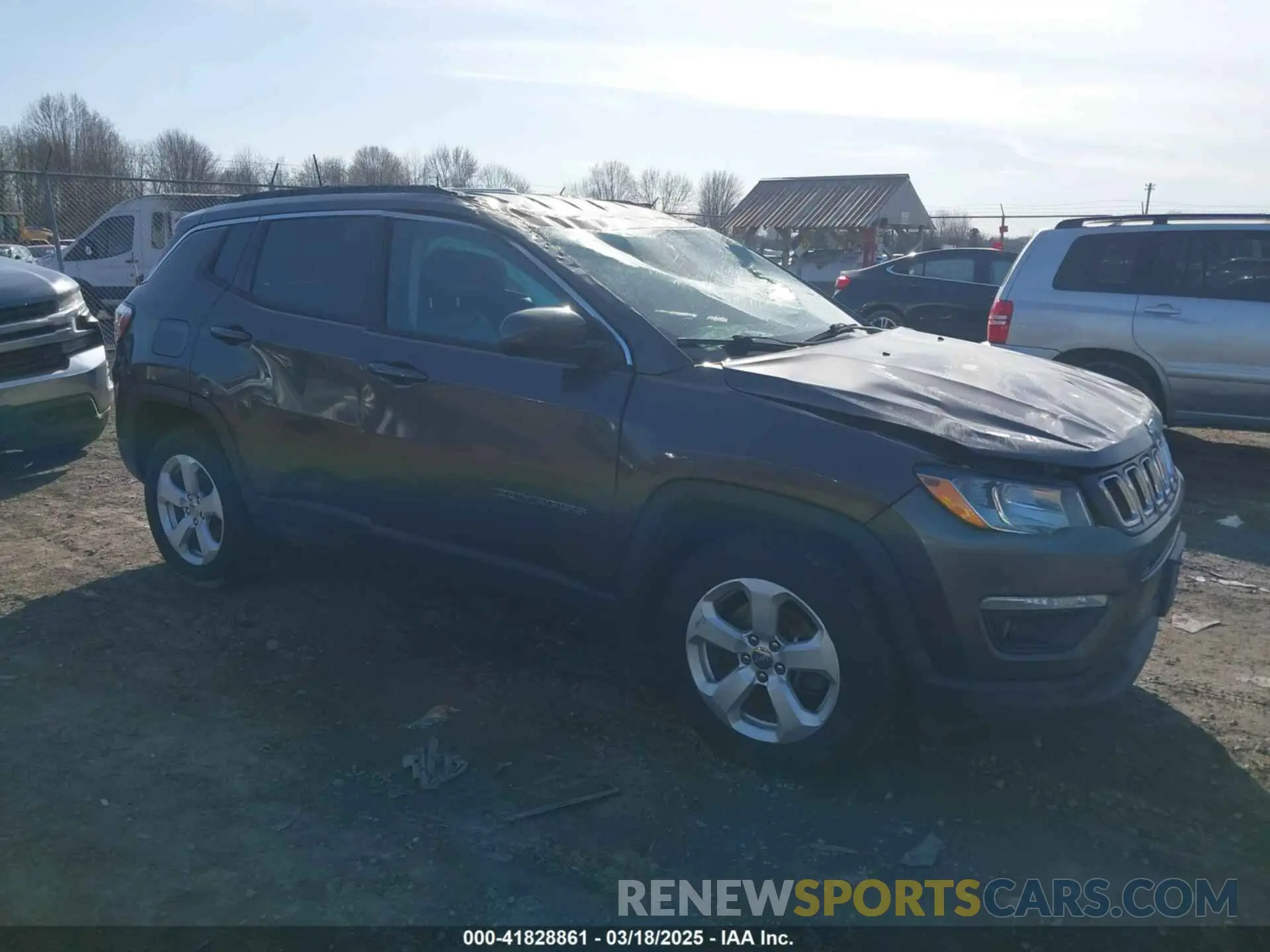 1 Photograph of a damaged car 3C4NJDBB2KT760879 JEEP COMPASS 2019
