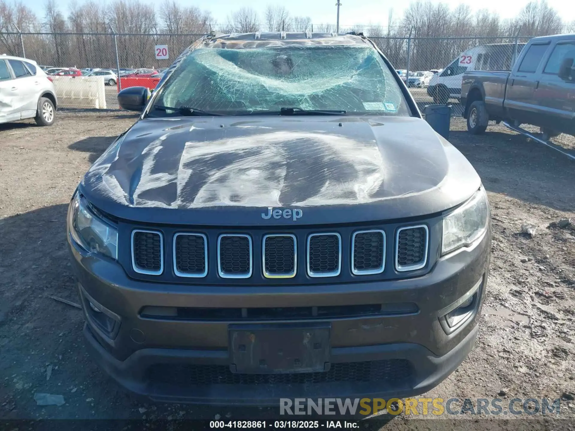13 Photograph of a damaged car 3C4NJDBB2KT760879 JEEP COMPASS 2019