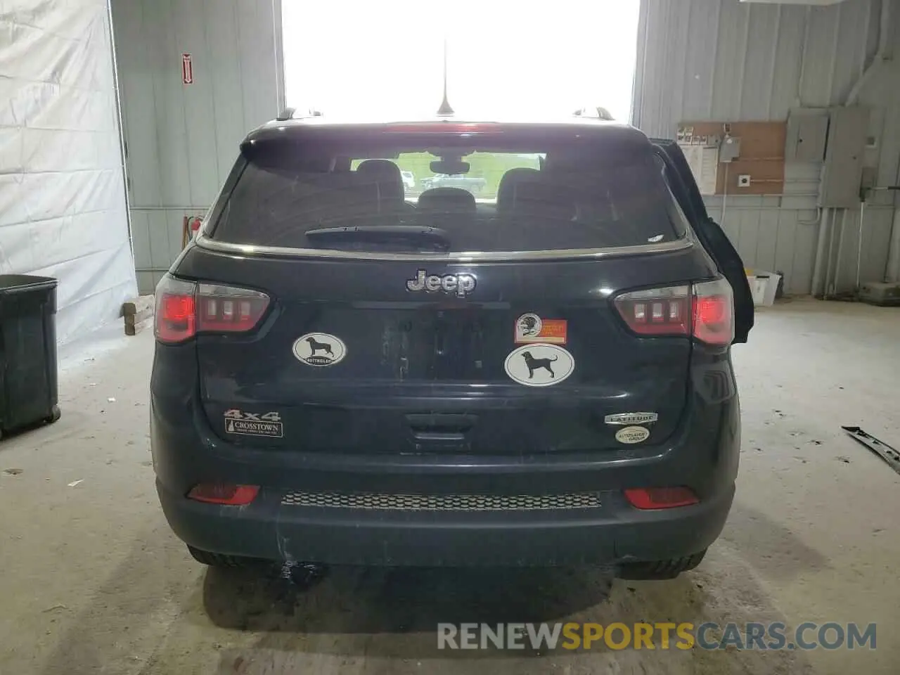 6 Photograph of a damaged car 3C4NJDBB2KT786690 JEEP COMPASS 2019