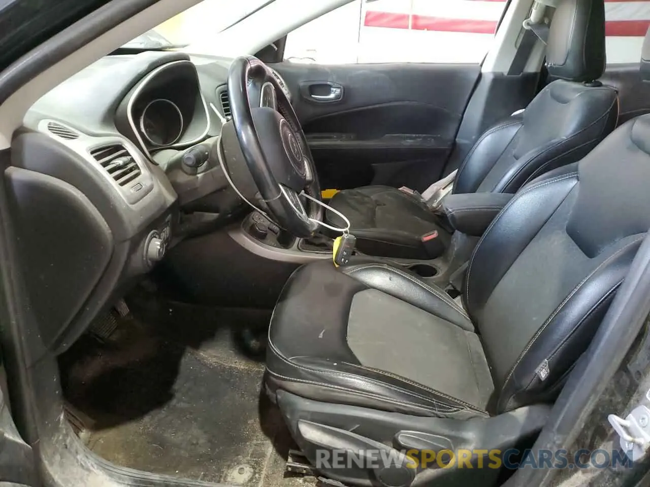 7 Photograph of a damaged car 3C4NJDBB2KT786690 JEEP COMPASS 2019