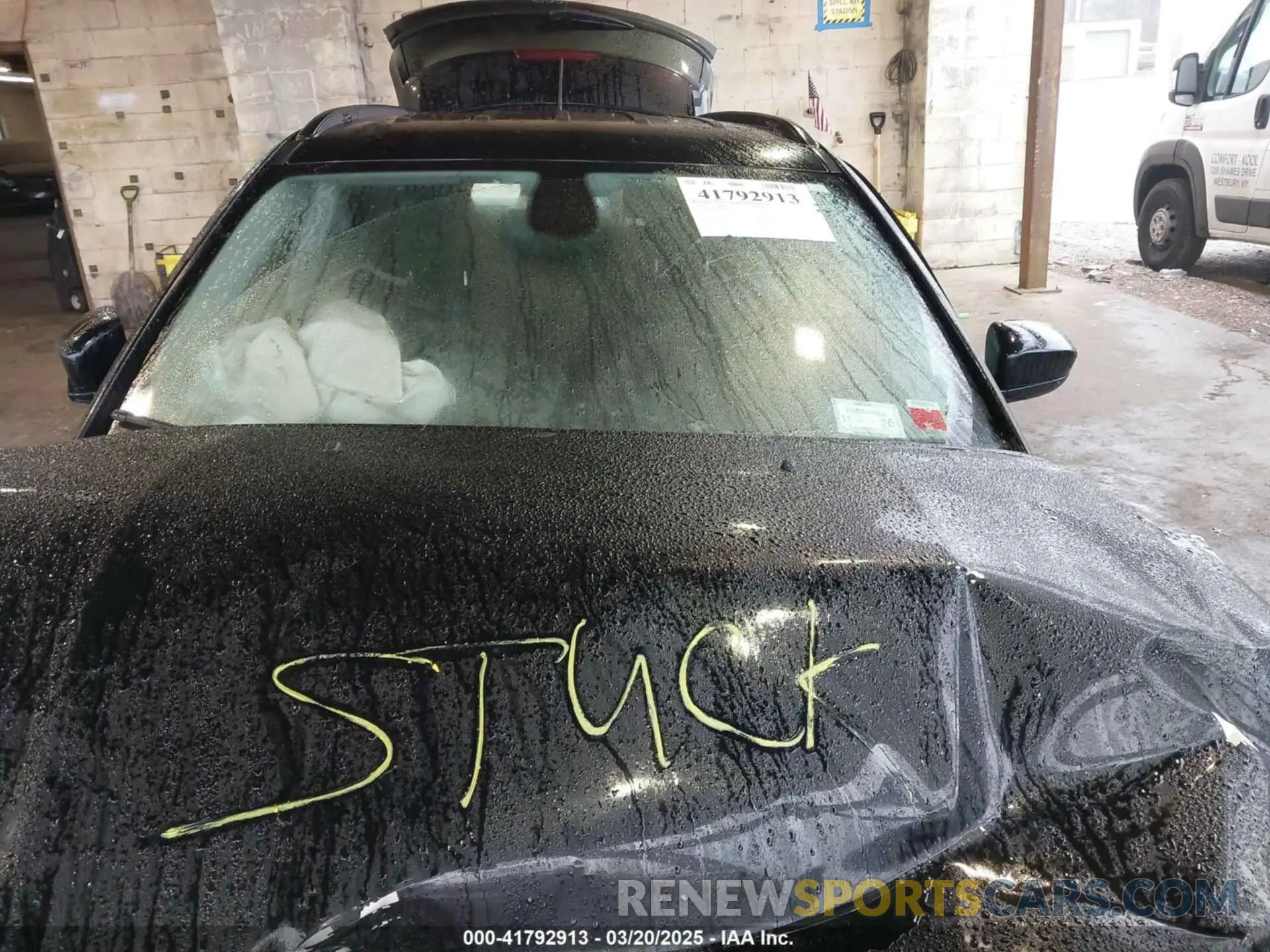 10 Photograph of a damaged car 3C4NJDBB2KT839193 JEEP COMPASS 2019
