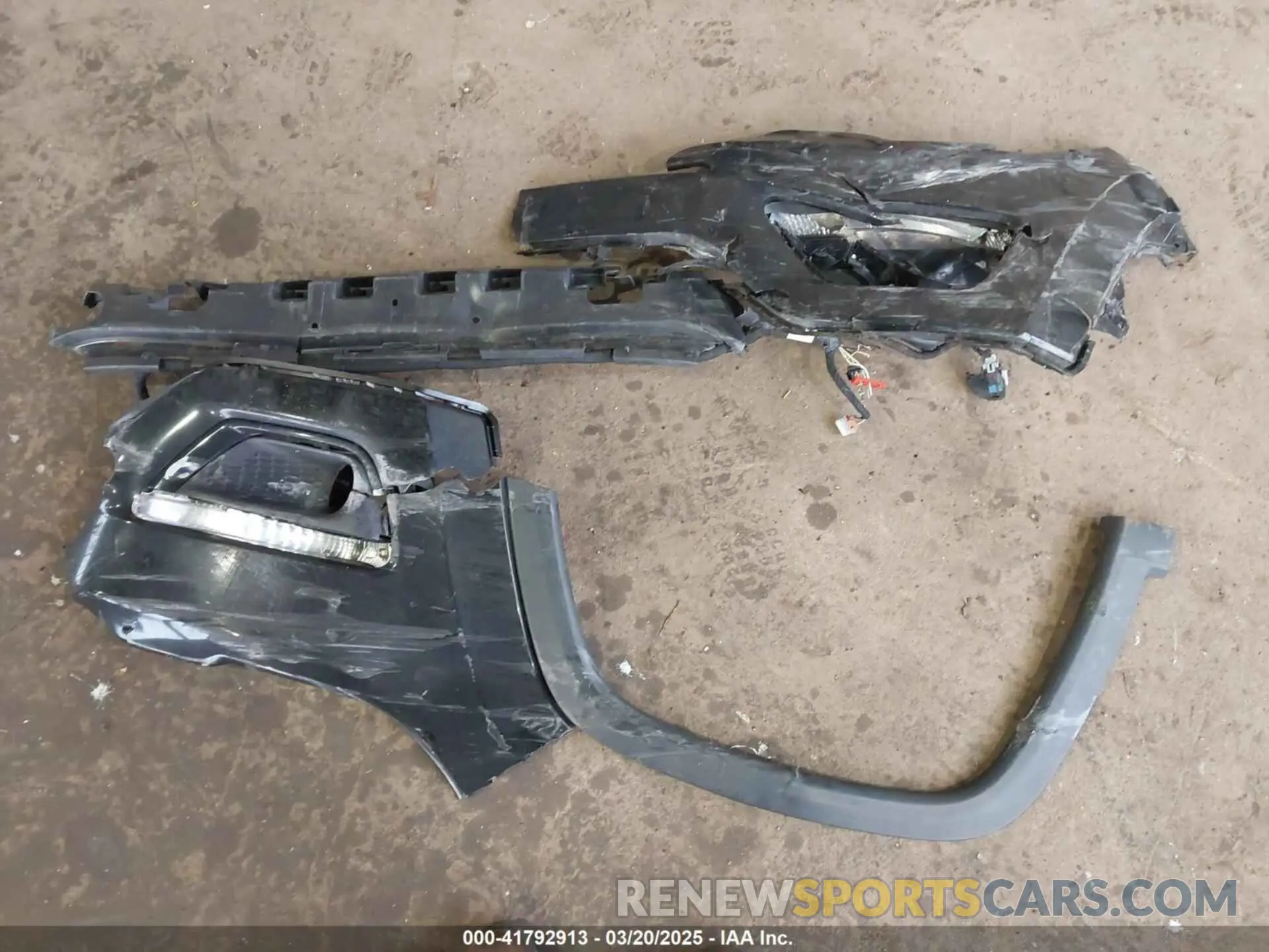 12 Photograph of a damaged car 3C4NJDBB2KT839193 JEEP COMPASS 2019