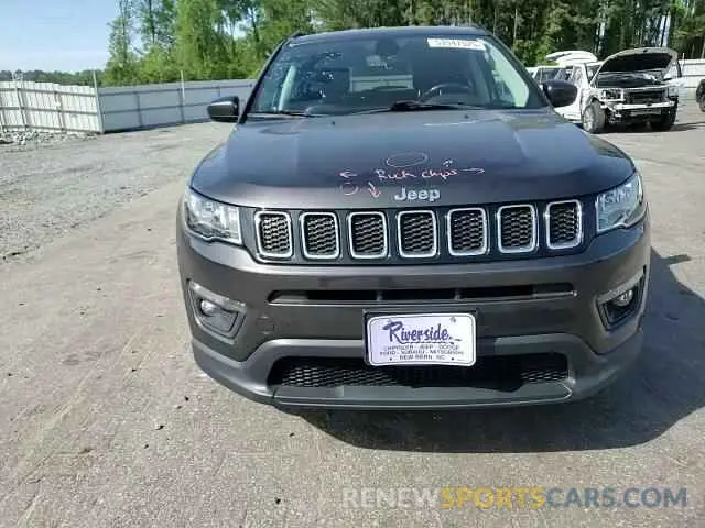 11 Photograph of a damaged car 3C4NJDBB3KT601272 JEEP COMPASS 2019