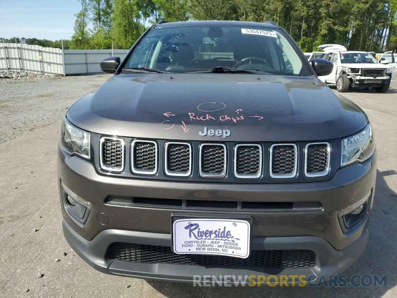 5 Photograph of a damaged car 3C4NJDBB3KT601272 JEEP COMPASS 2019