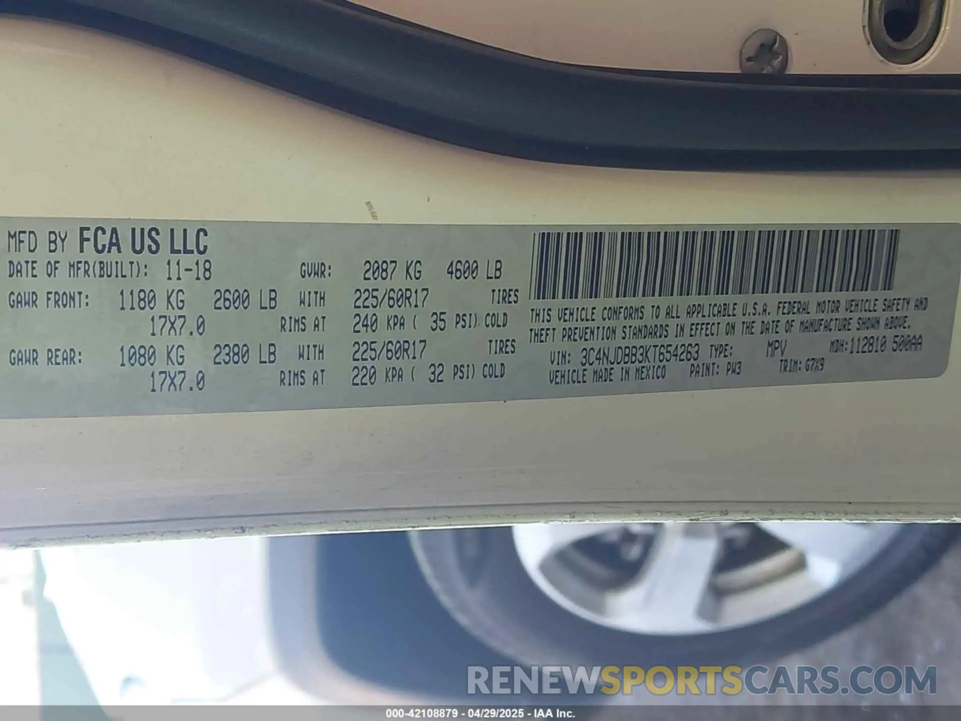 9 Photograph of a damaged car 3C4NJDBB3KT654263 JEEP COMPASS 2019