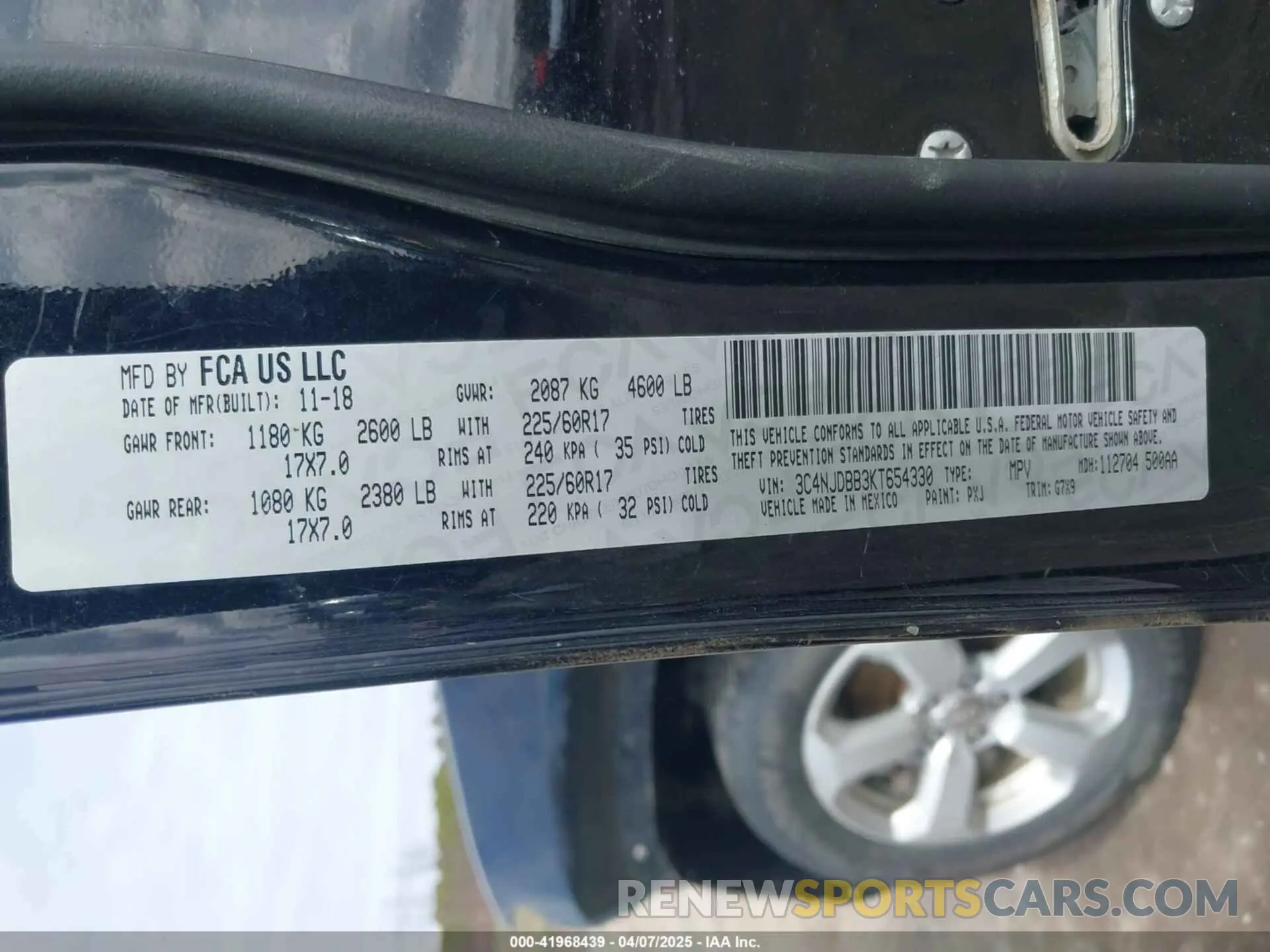 9 Photograph of a damaged car 3C4NJDBB3KT654330 JEEP COMPASS 2019