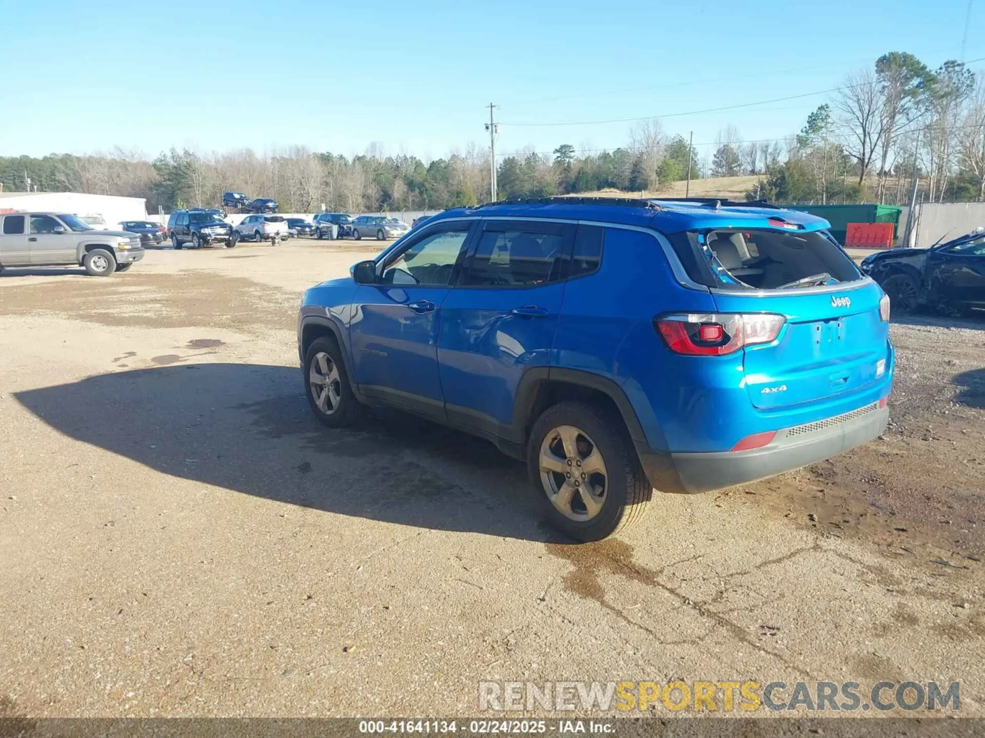 3 Photograph of a damaged car 3C4NJDBB3KT806932 JEEP COMPASS 2019