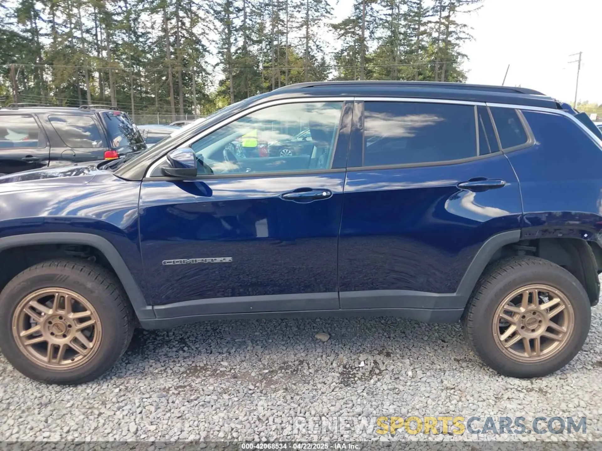 15 Фотография поврежденного автомобиля 3C4NJDBB3KT846931 JEEP COMPASS 2019