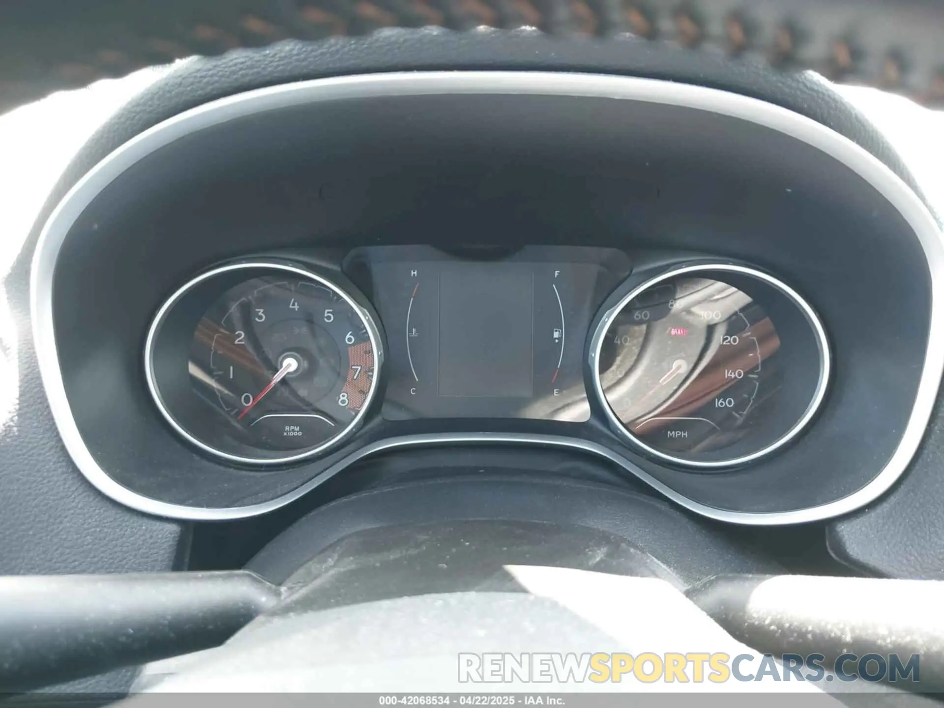 18 Фотография поврежденного автомобиля 3C4NJDBB3KT846931 JEEP COMPASS 2019