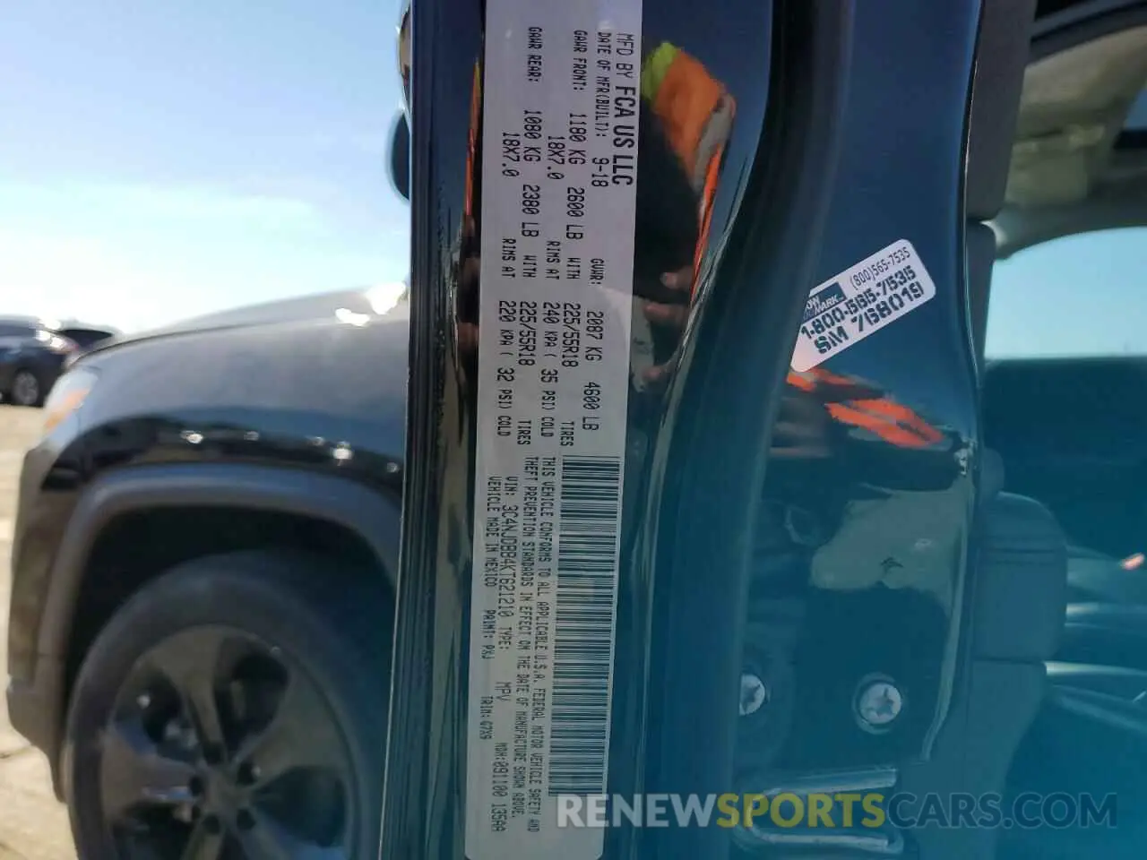 13 Photograph of a damaged car 3C4NJDBB4KT621210 JEEP COMPASS 2019