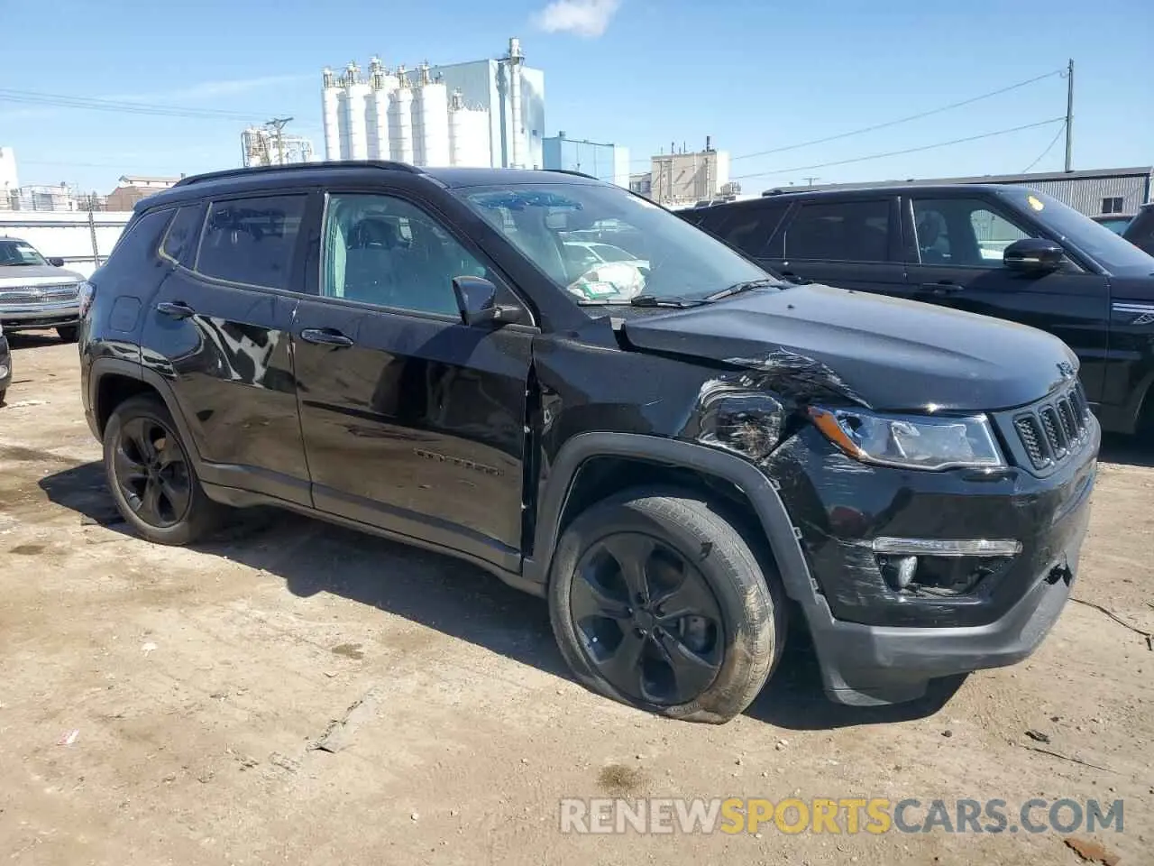4 Photograph of a damaged car 3C4NJDBB4KT621210 JEEP COMPASS 2019